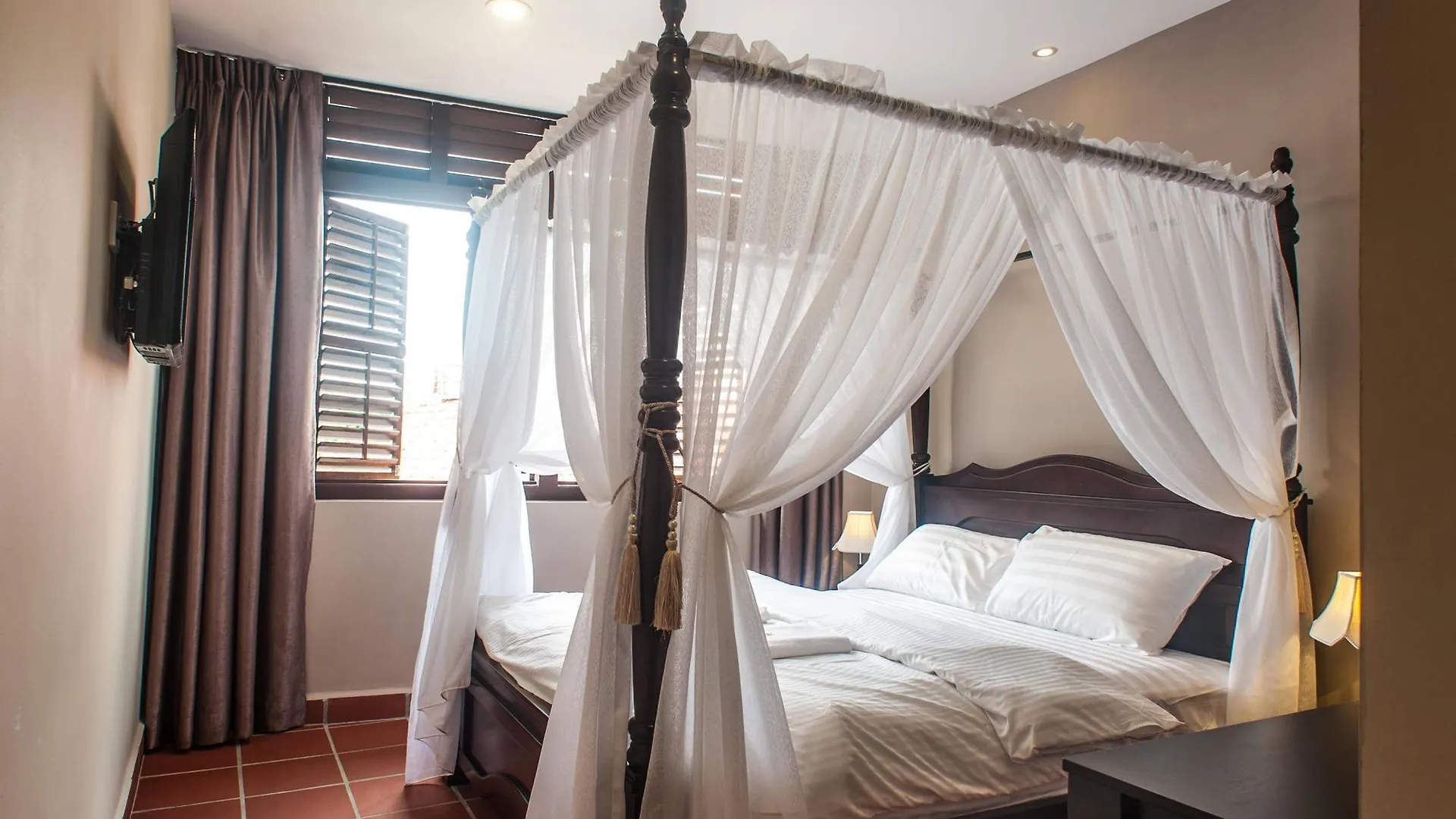 Armenian Suite Hotel George Town