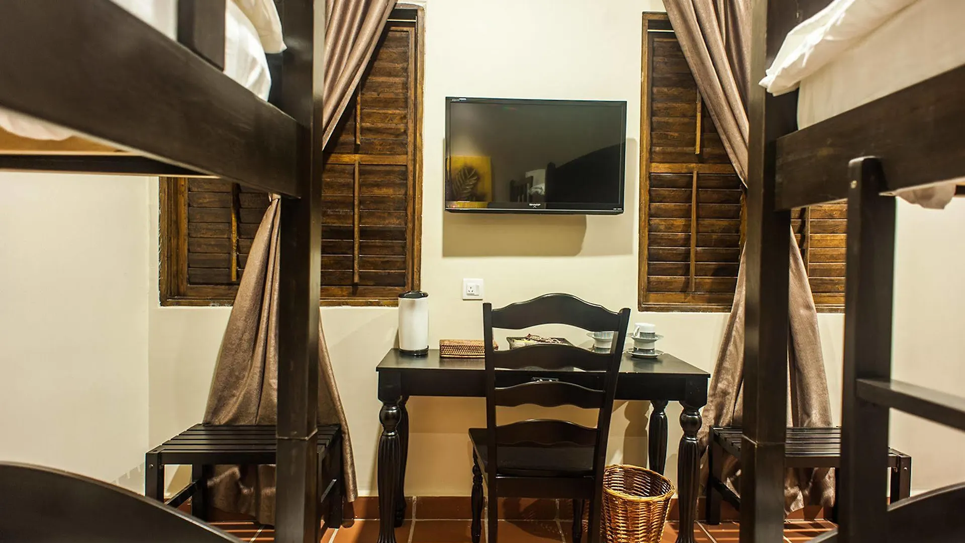 Armenian Suite Hotel George Town